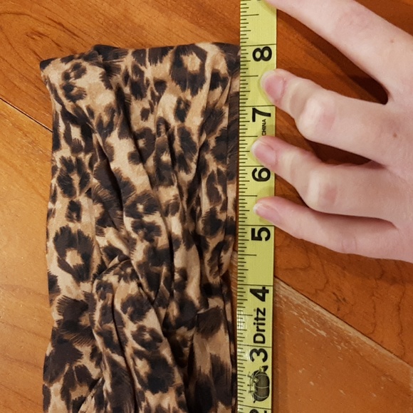 Leopard twist headband - NWOT - Picture 5 of 5